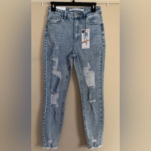 Tinseltown Hi-Rise The Mom Jean Juniors’ Size 5/27 Acid Wash